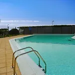 T2 A Avec Piscine, Et Parking, 6 Personnes - Fr-1-559-18